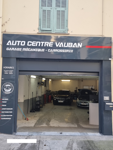 Façade Vauban Auto Centre à Nice